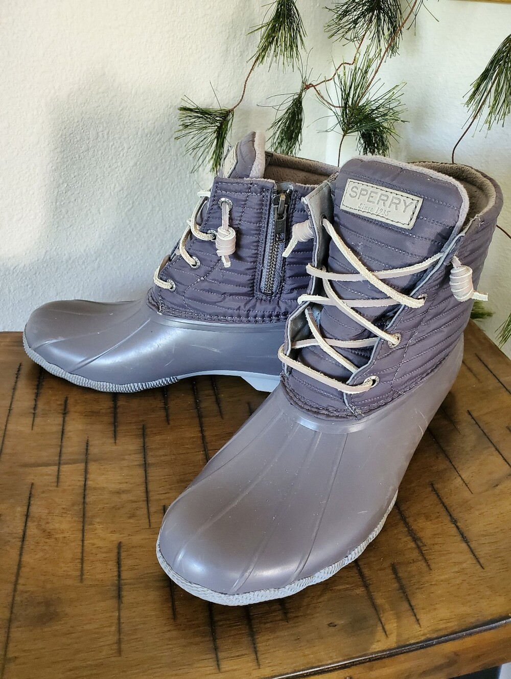 Sperry Saltwater Duck Boots Grey Nylon Quilted Waterproof Winter Rain Boot